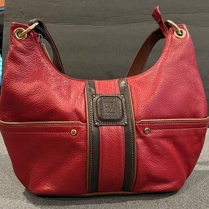 Stone Mountain Leather Shoulder Purse Gold Hardware Red/Brown❤️